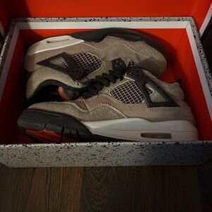 Stylish Gray and Black Sneakers